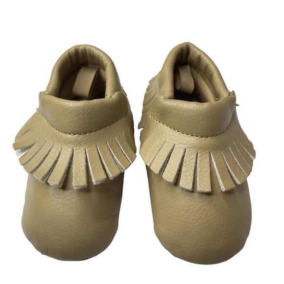 Baby Toddler Infant Girls Size 3 Tan Slip-On Moccasins Crib Shoe Soft Soles Mocs - Picture 1 of 13